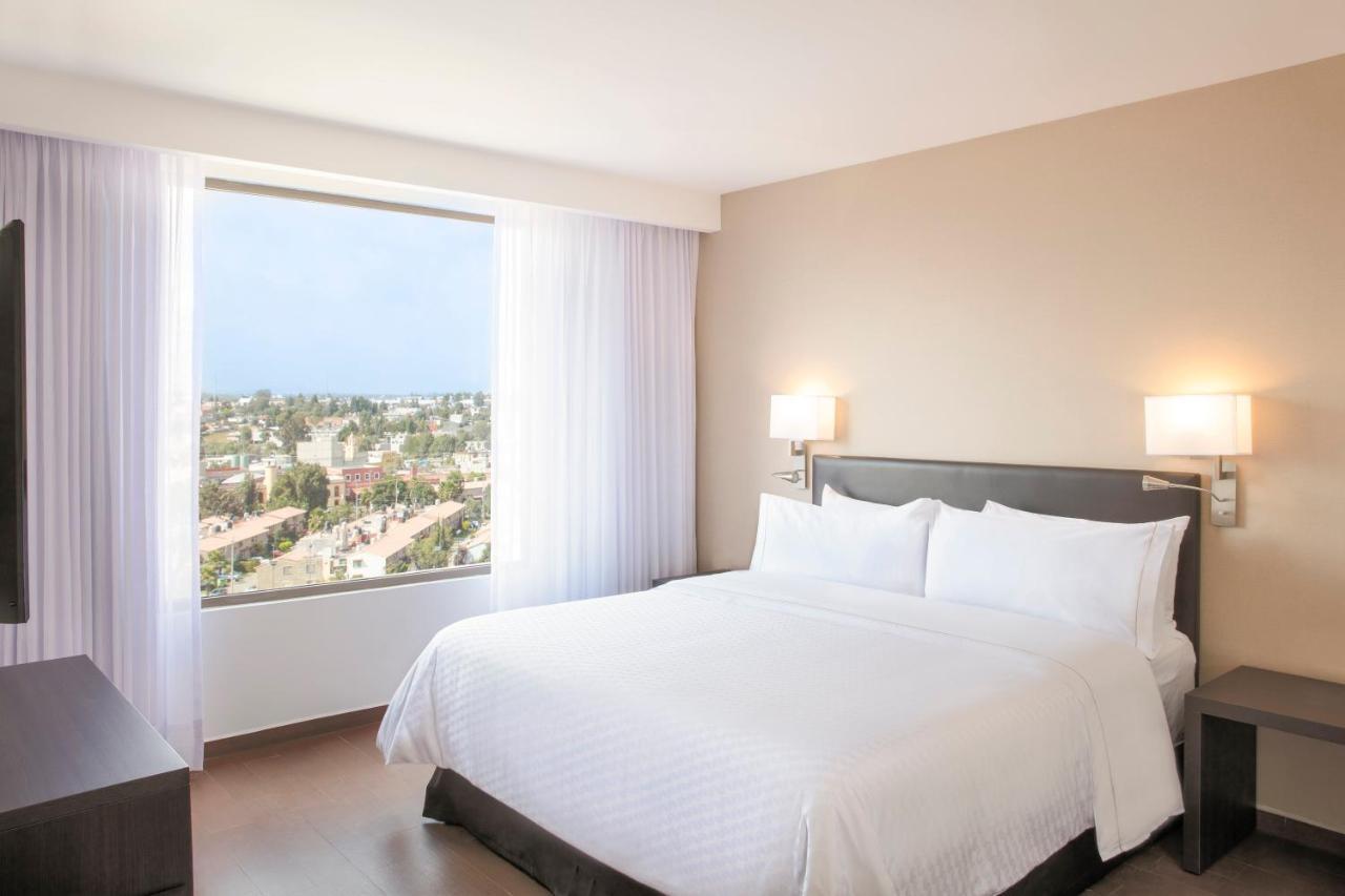 Fiesta Inn Express Puebla Explanada Экстерьер фото