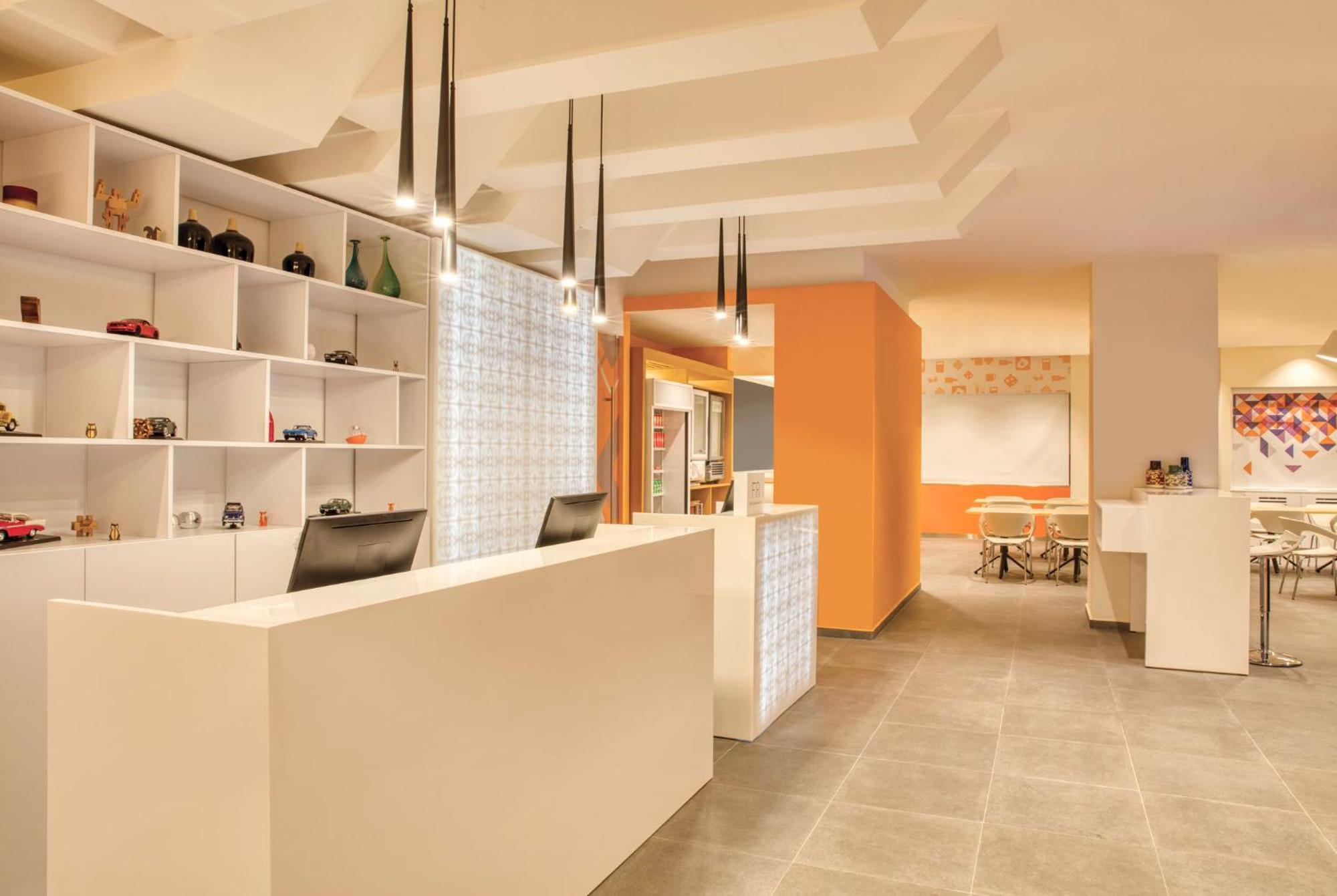 Fiesta Inn Express Puebla Explanada Экстерьер фото